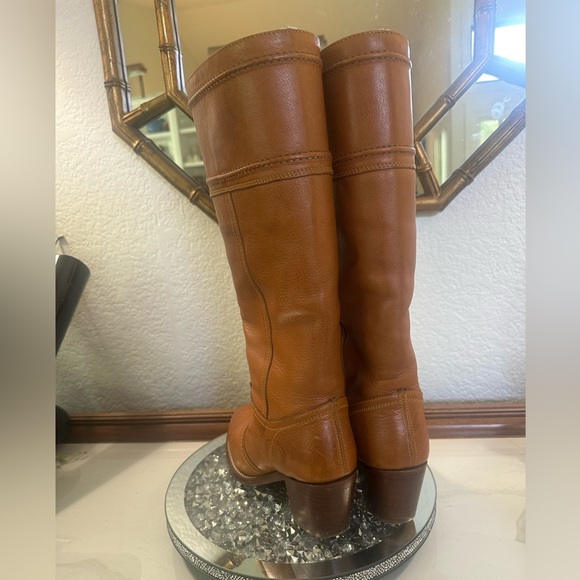 Frye tall pull on Leather Boots - Picture 10 of 10